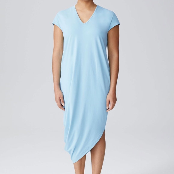 Universal Standard Dresses & Skirts - Universal Standard Geneva V-Neck Dress XS (10-12)